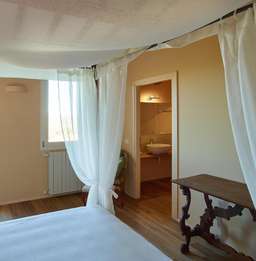 Poggio Tamantino, Villa Con Piscina In Maremma Poggio Cavallo ภายนอก รูปภาพ